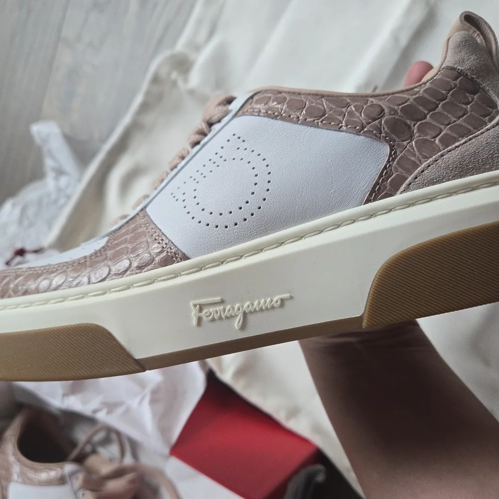 Salvatore Ferragamo NWT Womens‎ Sneakers